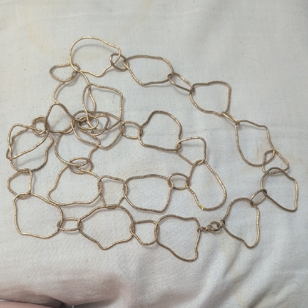 Modern Gold Necklace with Organic Geometric Design